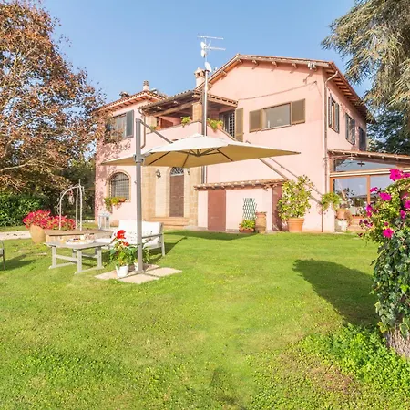Ai Due Cedri Nocciolo Apartment